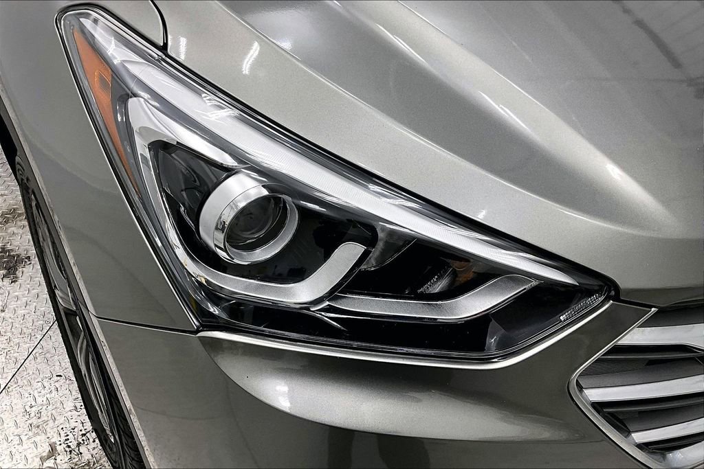 Used 2018 Hyundai Santa Fe Sport image 28