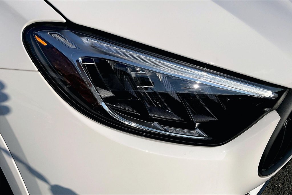 Certified 2025 Mercedes-Benz GLC 43 AMG 4MATIC image 21