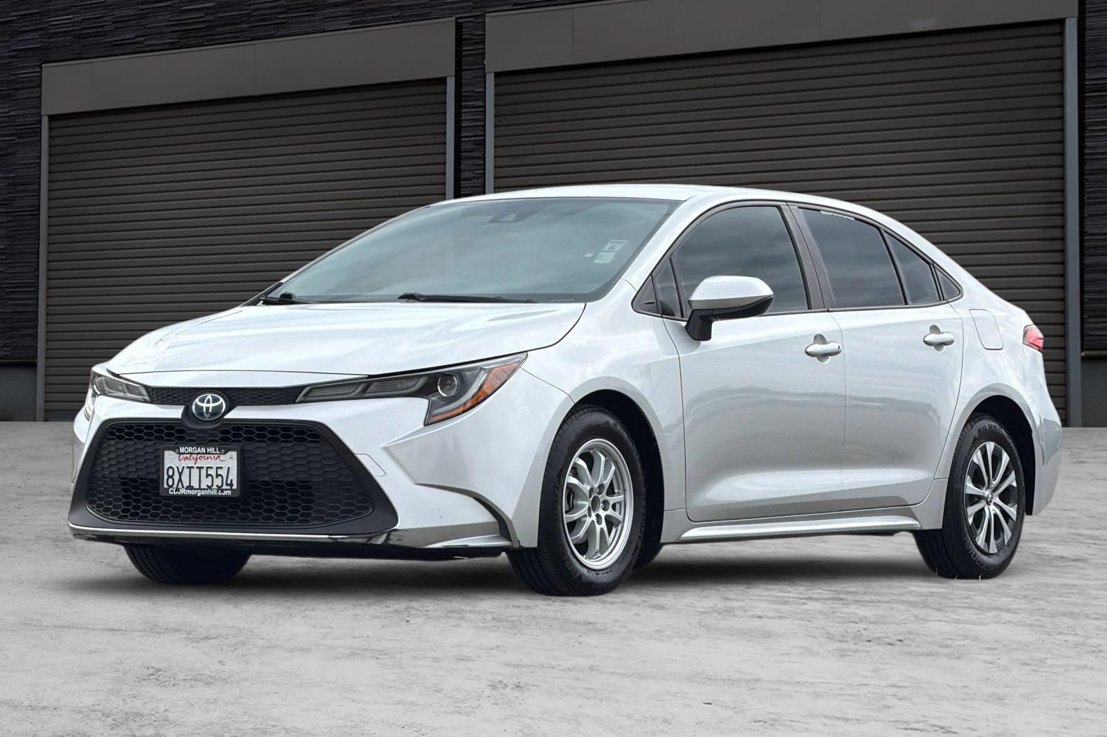 Used 2022 Toyota Corolla LE w/ Carpet Mat Package (TMS) FWD image 9