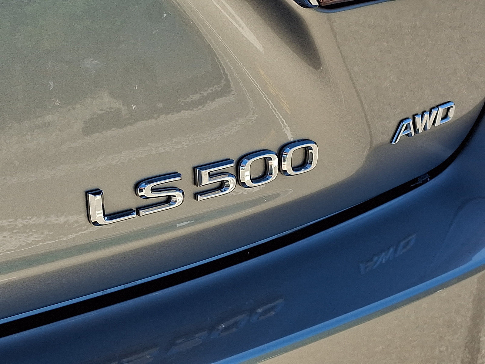 Used 2024 Lexus LS 500 AWD w/ Interior Upgrade Package image 31