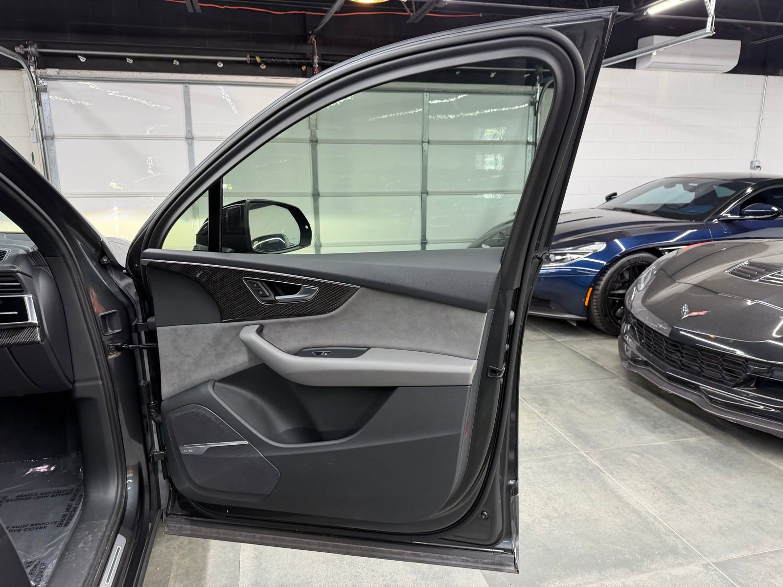 Used 2020 Audi SQ7 Prestige w/ Prestige Package image 25