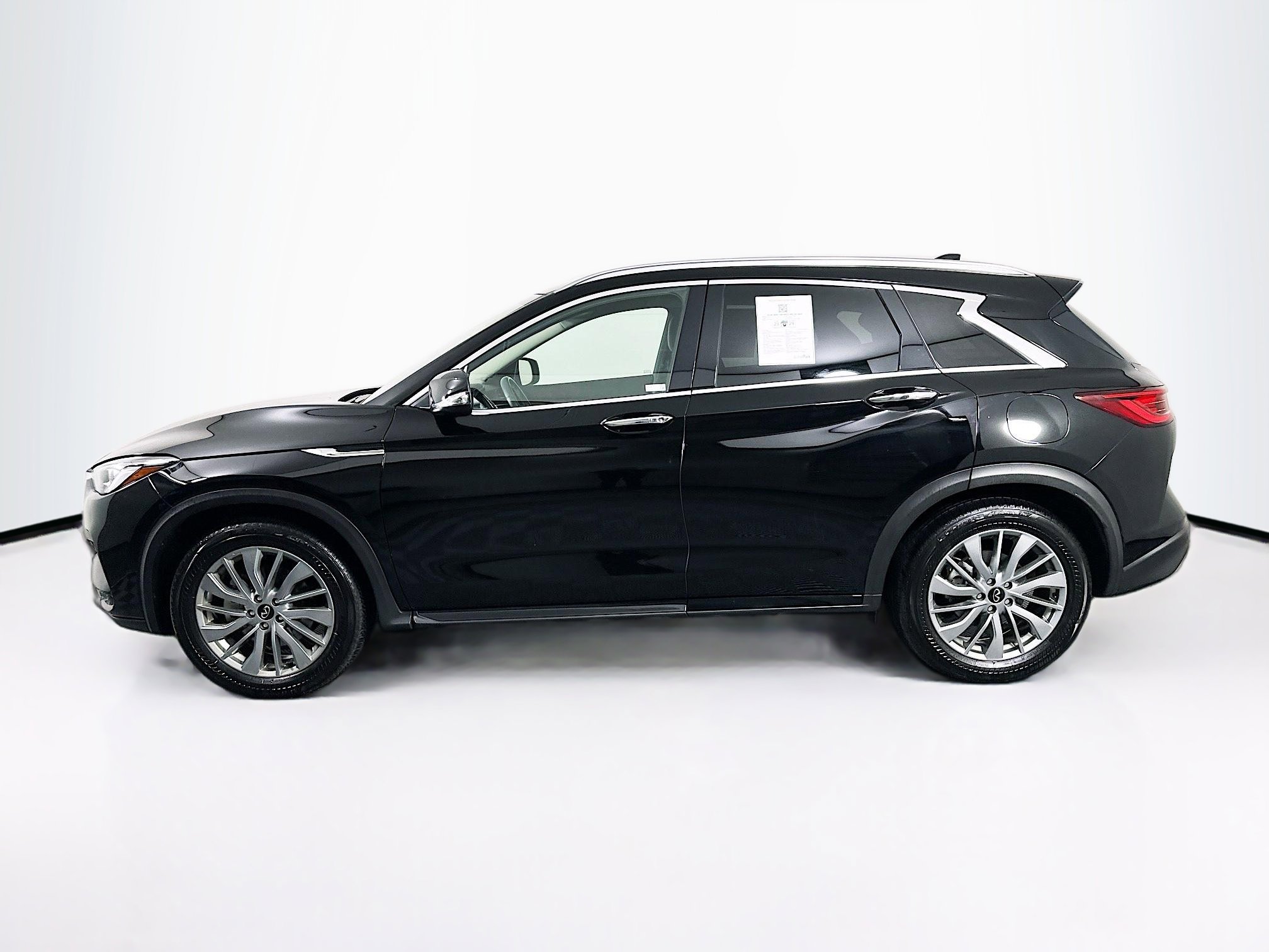 Used 2024 INFINITI QX50 Luxe image 4