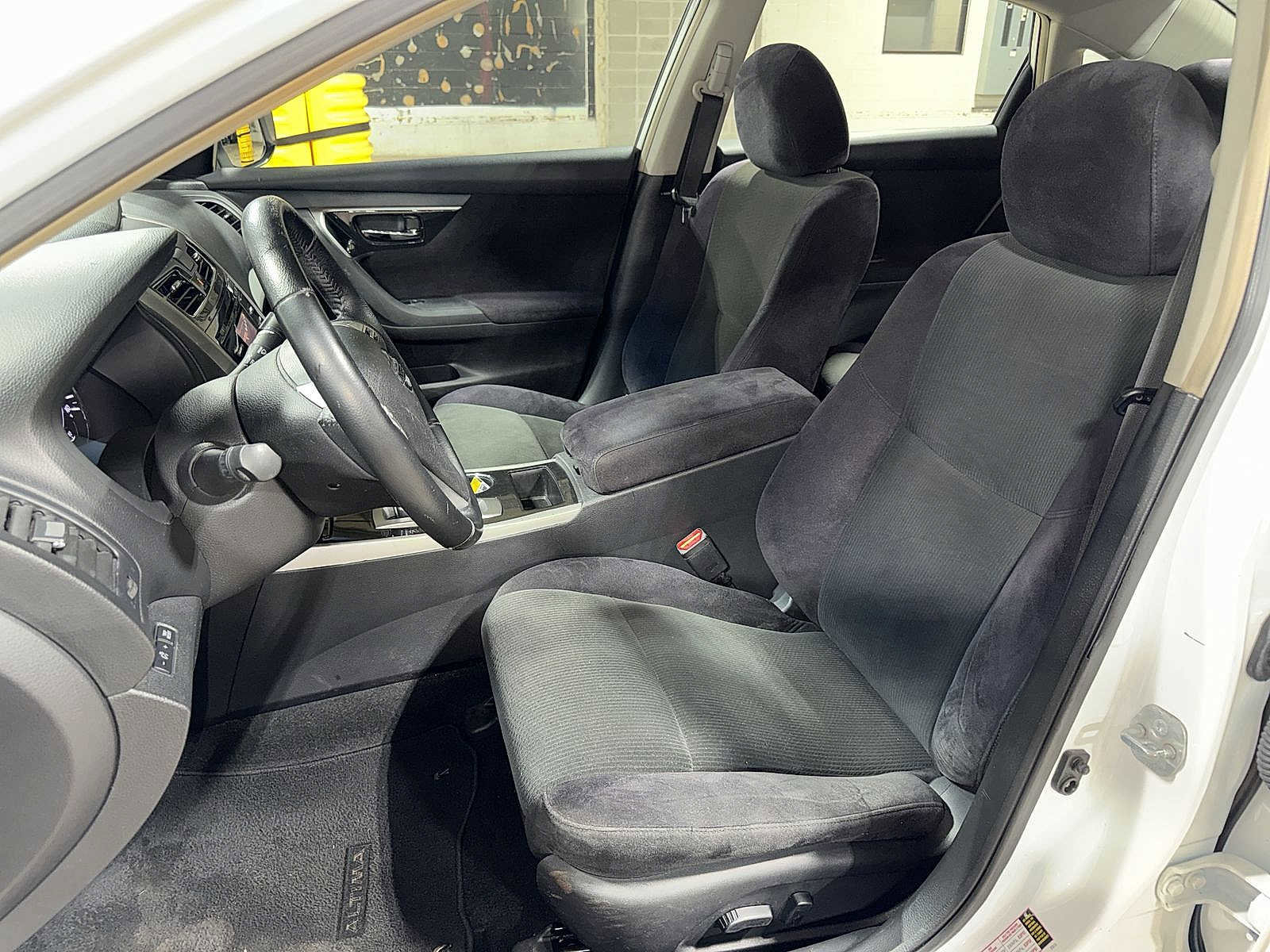 Used 2013 Nissan Altima 2.5 SV w/ 2.5SV Convenience Pkg FWD image 14