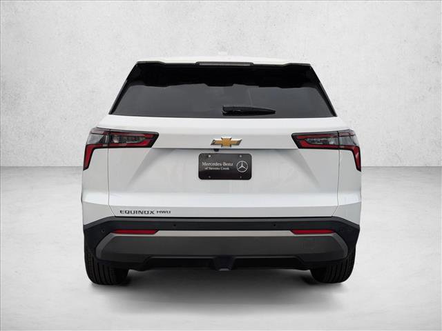 Used 2025 Chevrolet Equinox LT image 7