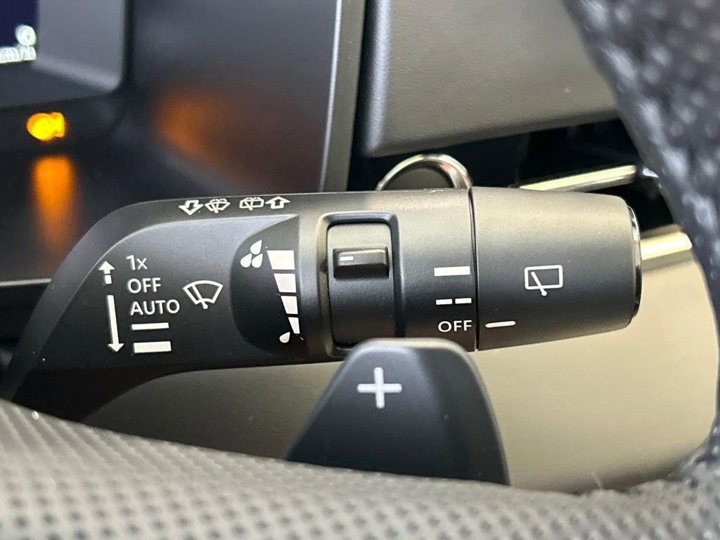 New 2026 Nissan Rogue Platinum AWD/4WD image 32
