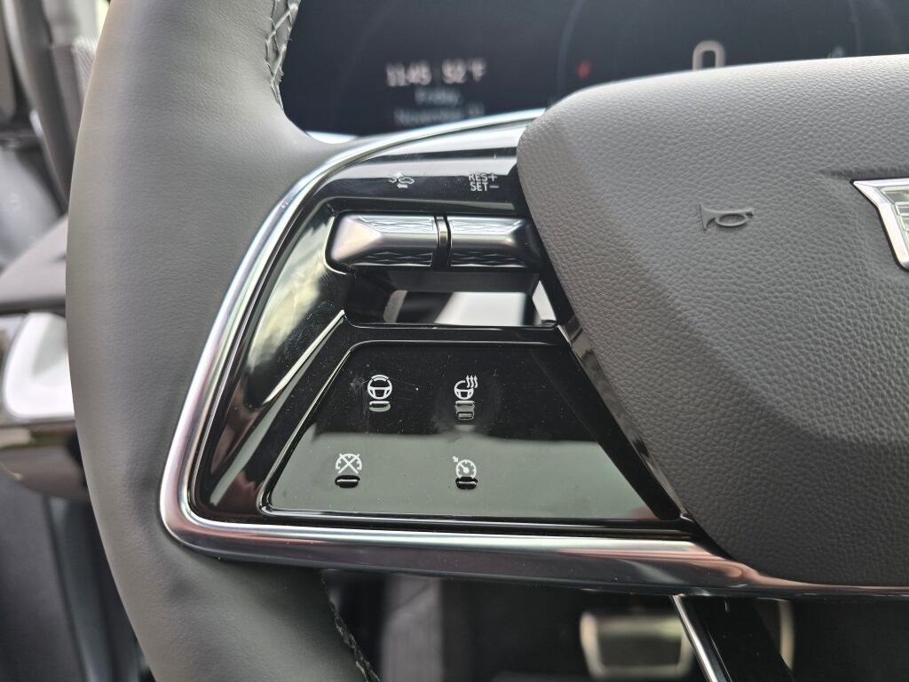 New 2026 Cadillac Optiq Sport 1 image 26