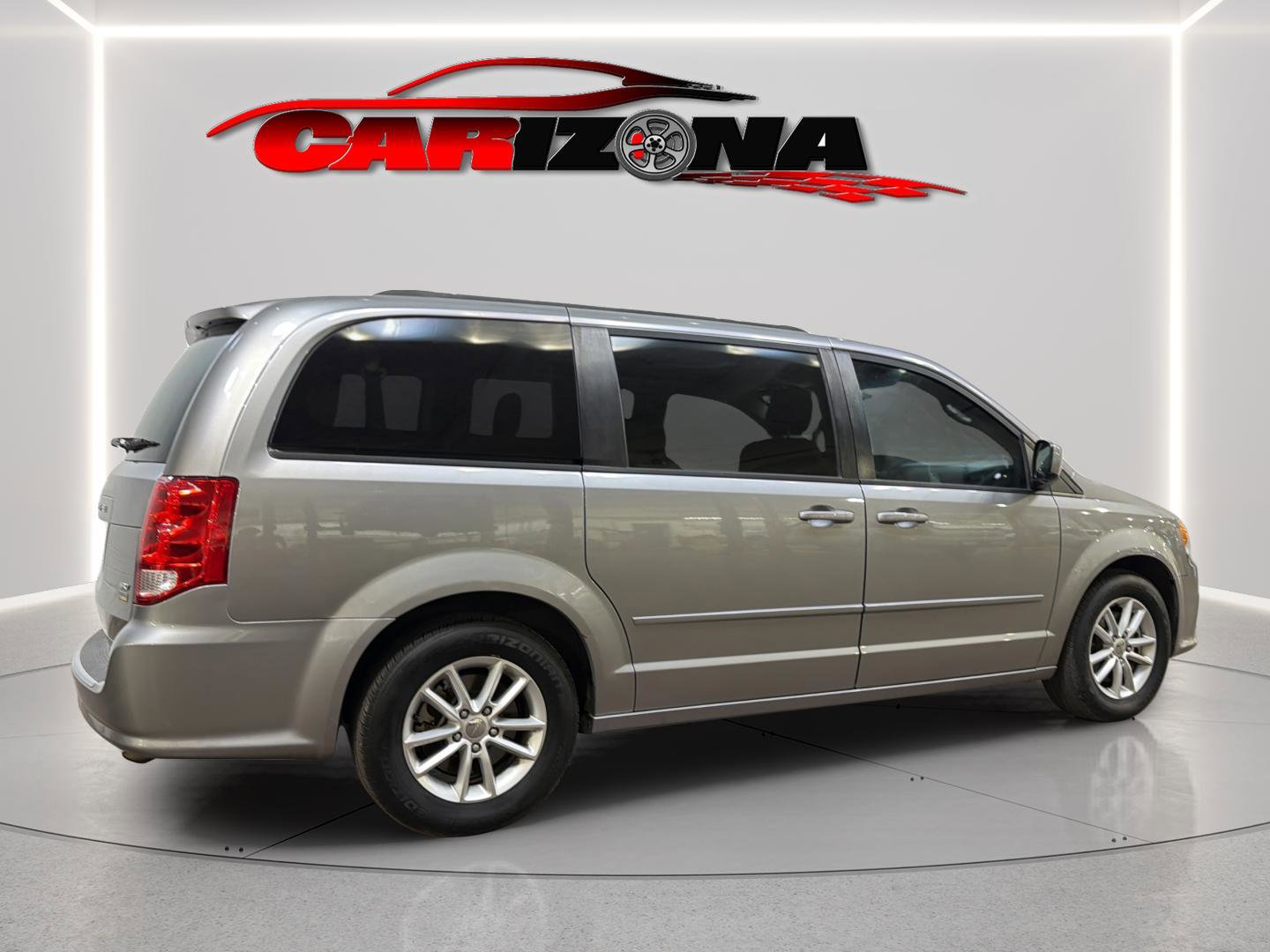 Used 2016 Dodge Grand Caravan SXT w/ Rear Park Assist Package image 11