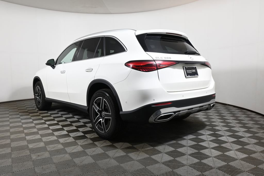 Used 2026 Mercedes-Benz GLC 300 4MATIC image 5