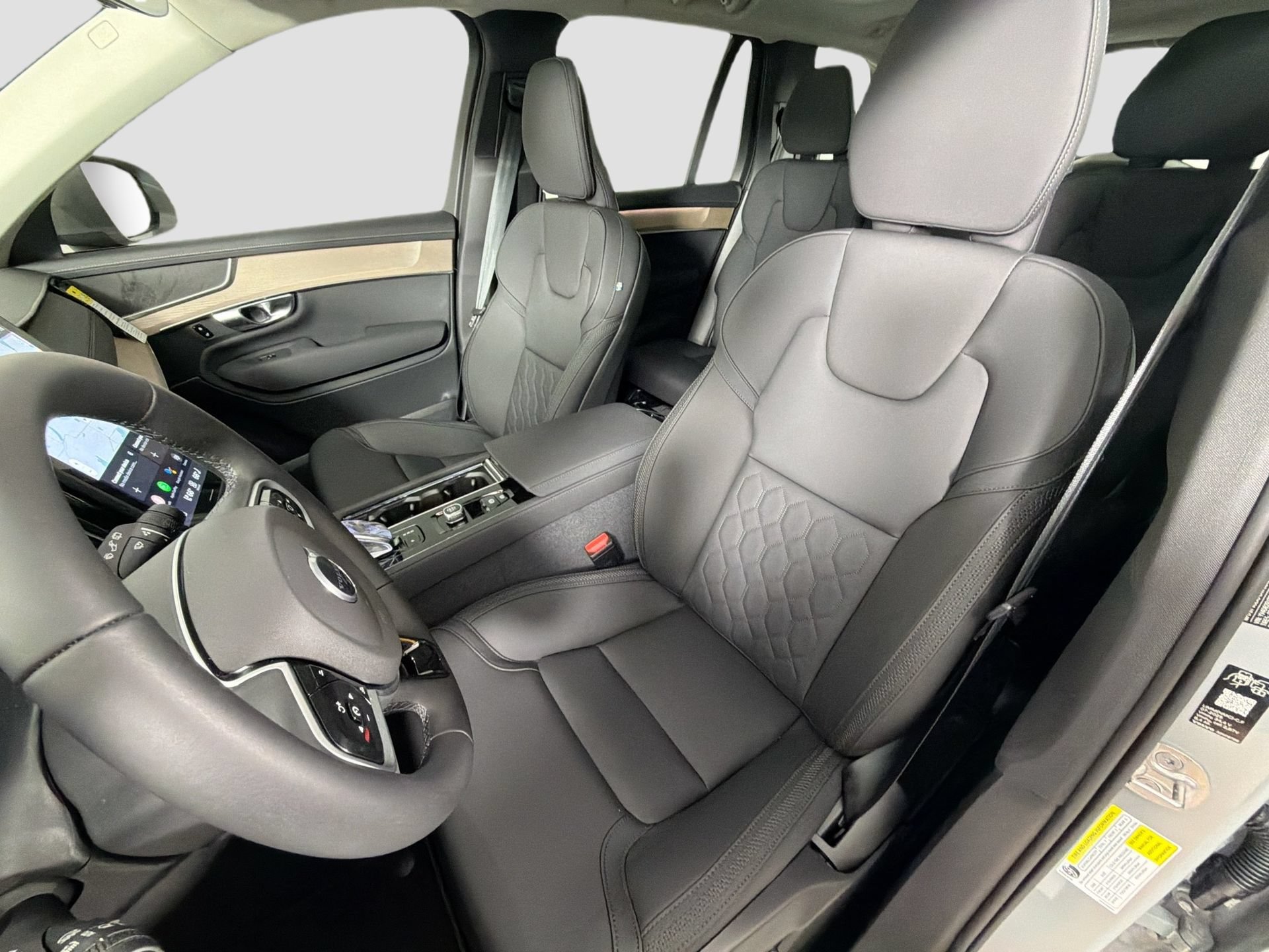 New 2026 Volvo XC90 B6 Core w/ Protection Package Premier AWD/4WD image 21