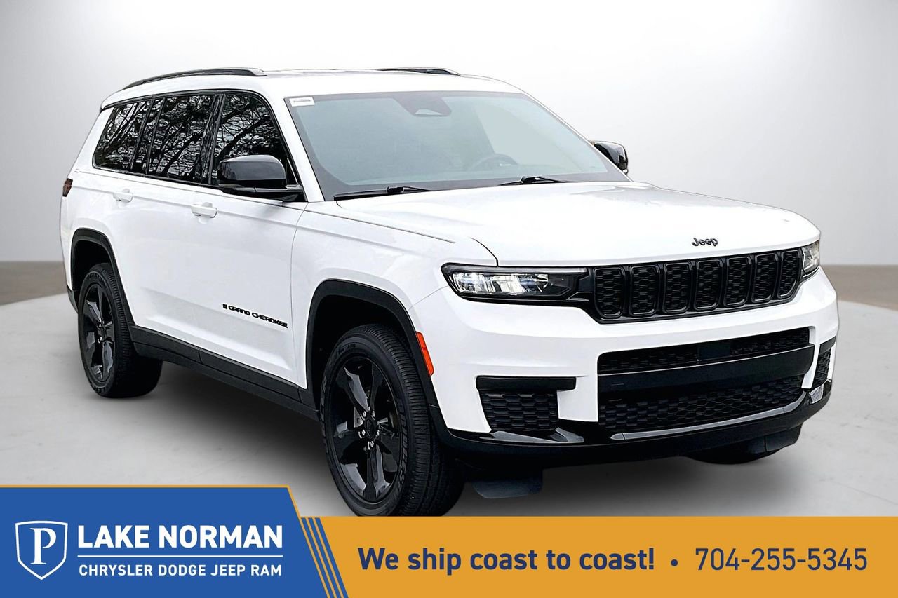 Certified 2022 Jeep Grand Cherokee L Laredo image 1