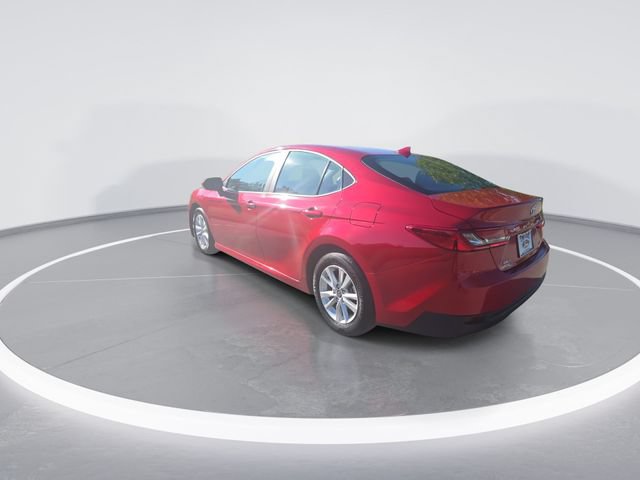 Used 2025 Toyota Camry LE FWD image 6