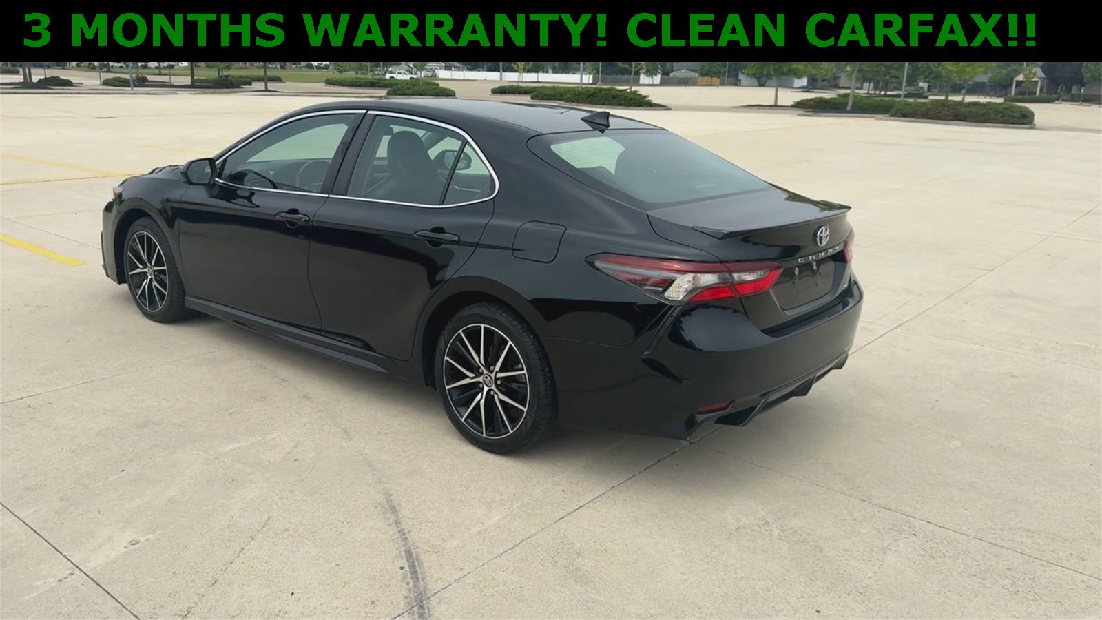 Used 2021 Toyota Camry SE image 6