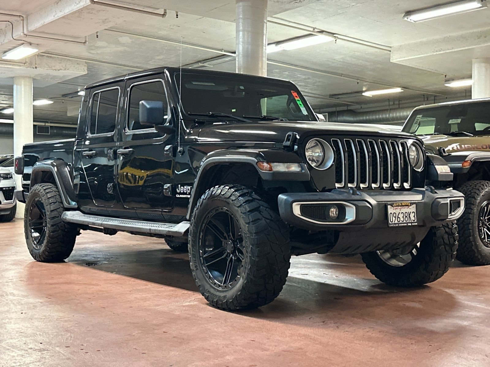 Certified 2021 Jeep Gladiator Overland w/ Popular Equipment Package AWD/4WD image 7