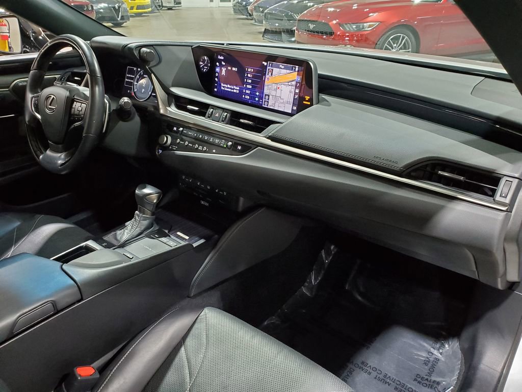 Used 2021 Lexus ES 350 Ultra Luxury w/ Accessory Package 2 image 14