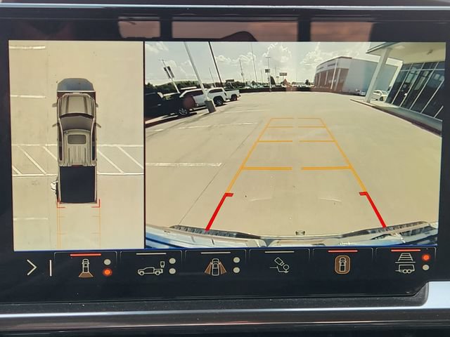 Used 2025 GMC Sierra 1500 SLT RWD image 16