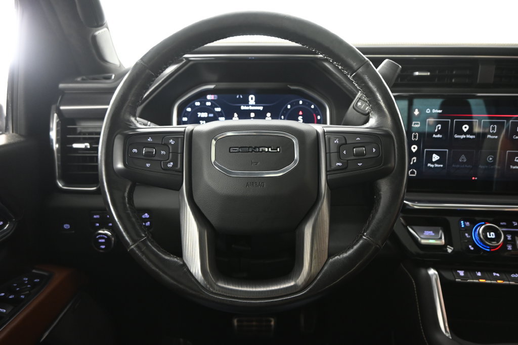 Used 2024 GMC Sierra 3500 Denali Ultimate AWD/4WD image 31