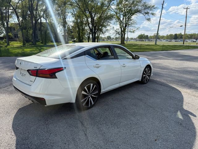 Used 2019 Nissan Altima 2.5 SR w/ SR Premium Package AWD/4WD image 2