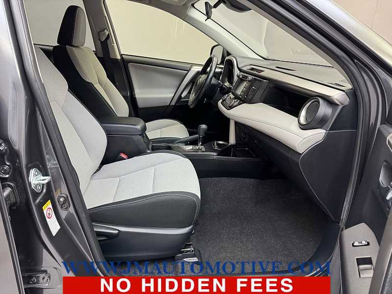 Used 2018 Toyota RAV4 XLE image 20