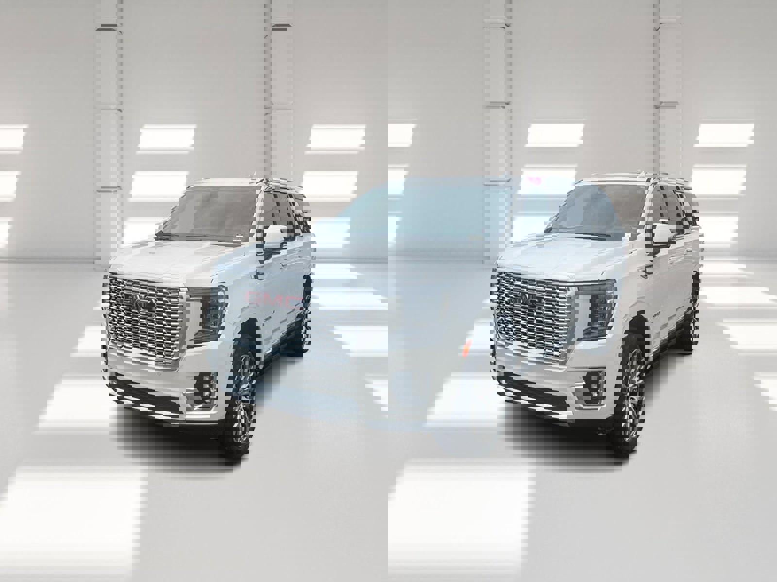 Used 2022 GMC Yukon XL Denali w/ Denali Premium Package image 1