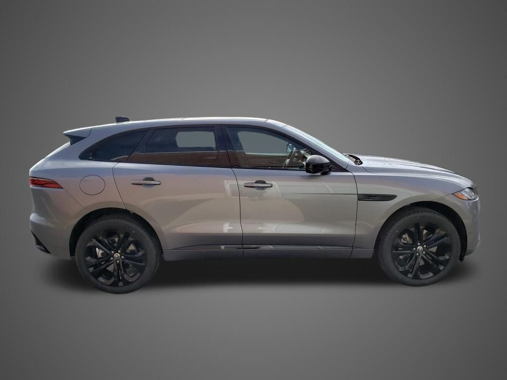 New 2026 Jaguar F-PACE R-Dynamic S image 3