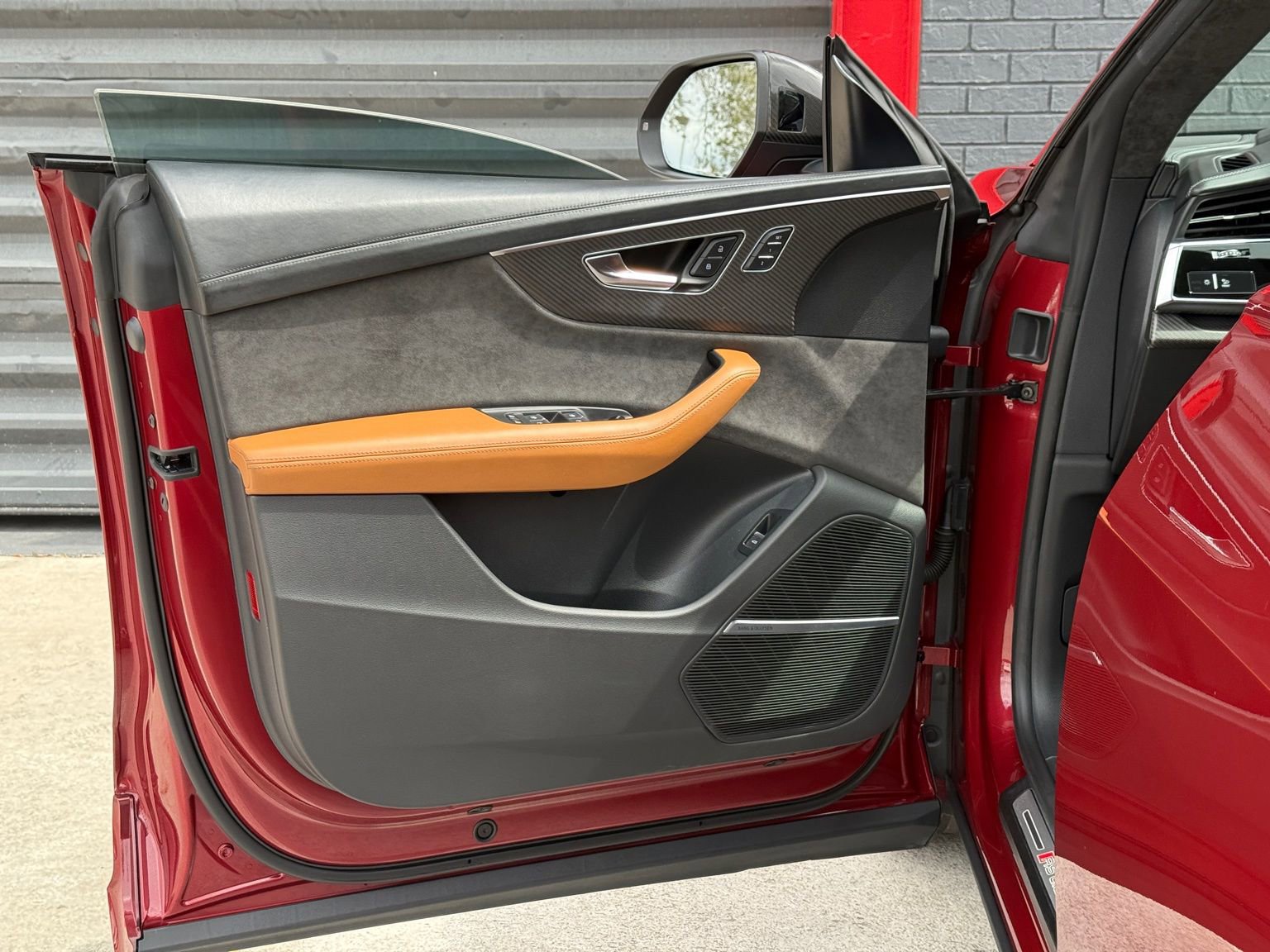 Used 2022 Audi RS Q8 w/ Carbon Optic Package image 10