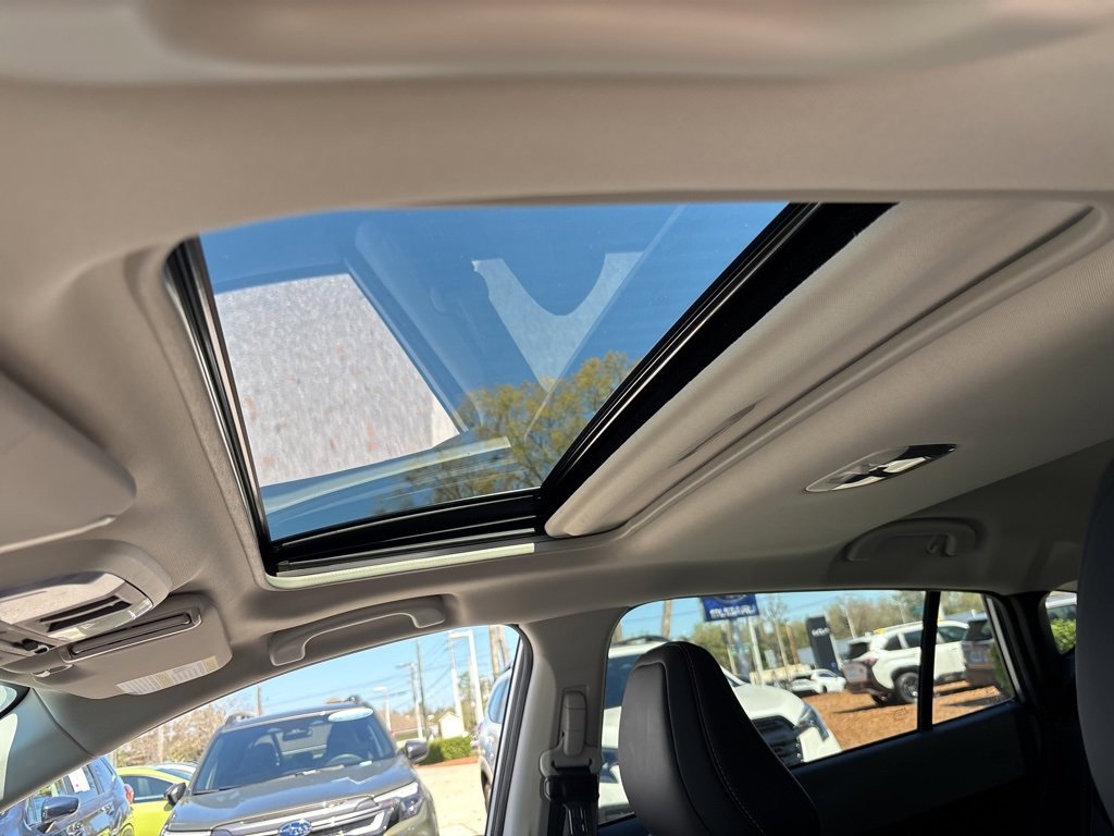 Used 2025 Subaru Crosstrek 2.5i Limited w/ Popular Package #3A image 3