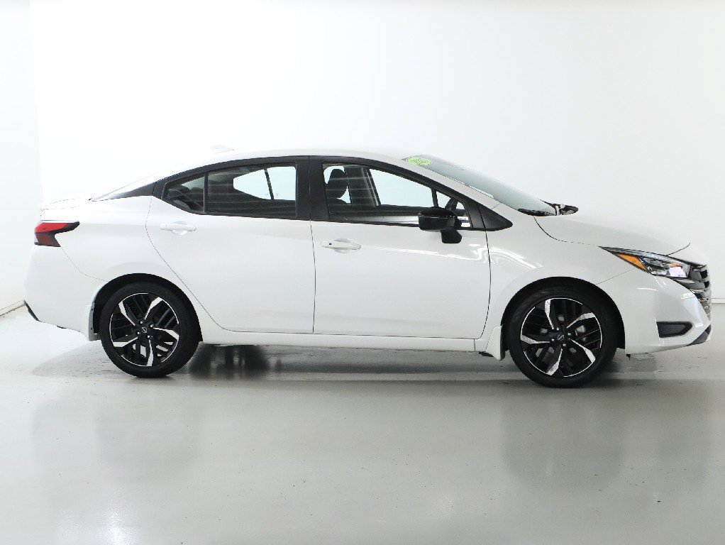 Used 2025 Nissan Versa SR w/ Trunk Package FWD image 11
