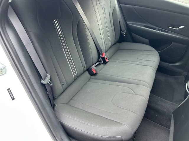 Used 2021 Hyundai Elantra SEL w/ Cargo Package FWD image 27