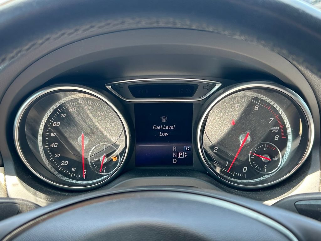 Used 2018 Mercedes-Benz CLA 250 4MATIC image 35