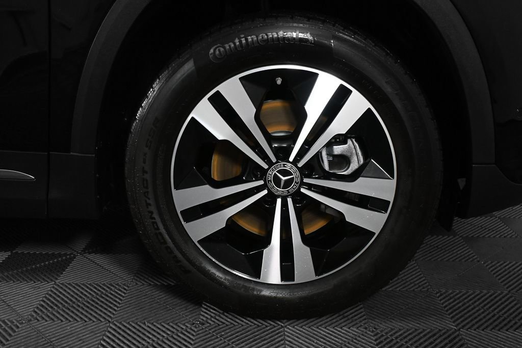 Certified 2026 Mercedes-Benz GLA 250 image 36