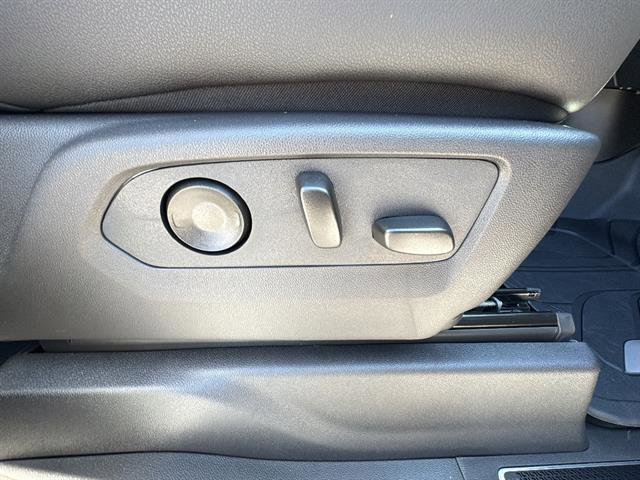 New 2026 Chevrolet Silverado 2500 ZR2 w/ LPO, Dark Essentials Package image 10