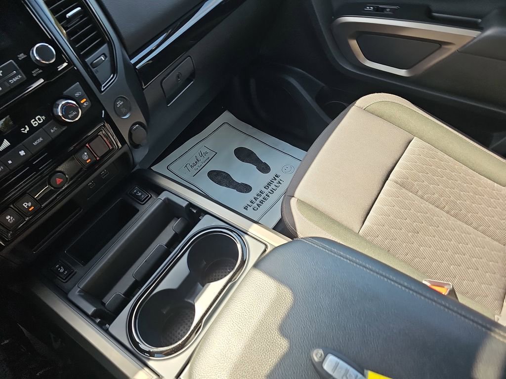 Used 2024 Nissan Titan SV w/ SV Bronze Edition Package image 27