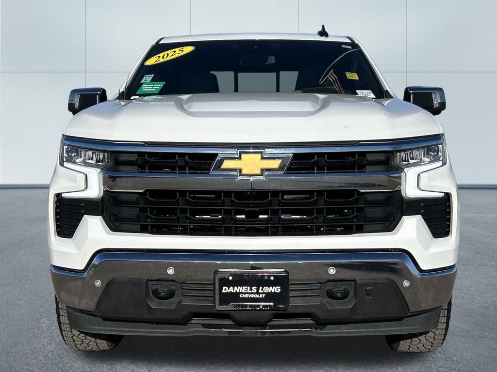 Used 2025 Chevrolet Silverado 1500 LT w/ Z71 Off-Road Package image 3