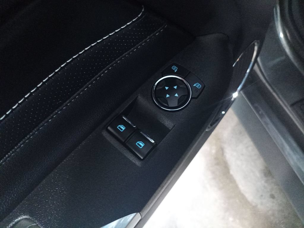 Used 2019 Ford Mustang GT Premium w/ Equipment Group 401A RWD image 11