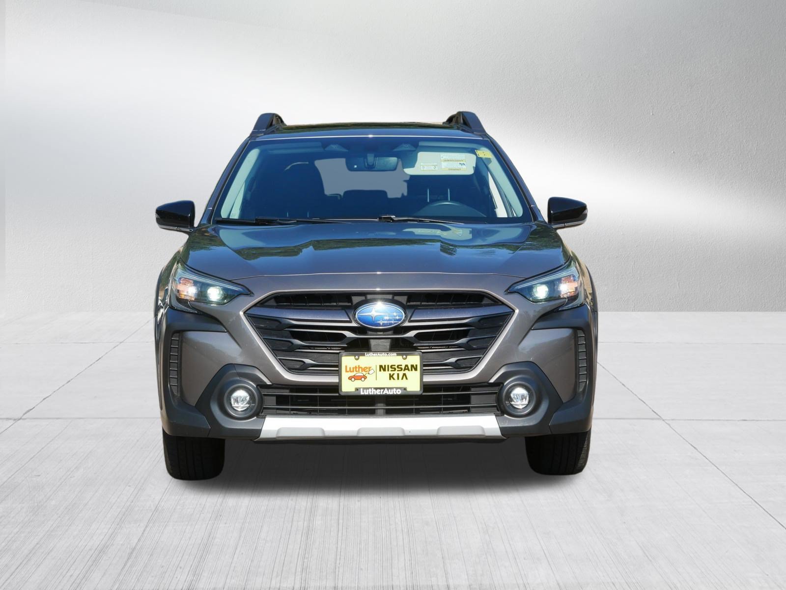 Used 2024 Subaru Outback Limited XT AWD/4WD image 2