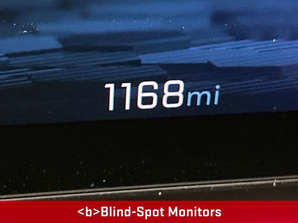 Used 2025 Chevrolet Suburban Z71 w/ Comfort Package image 6