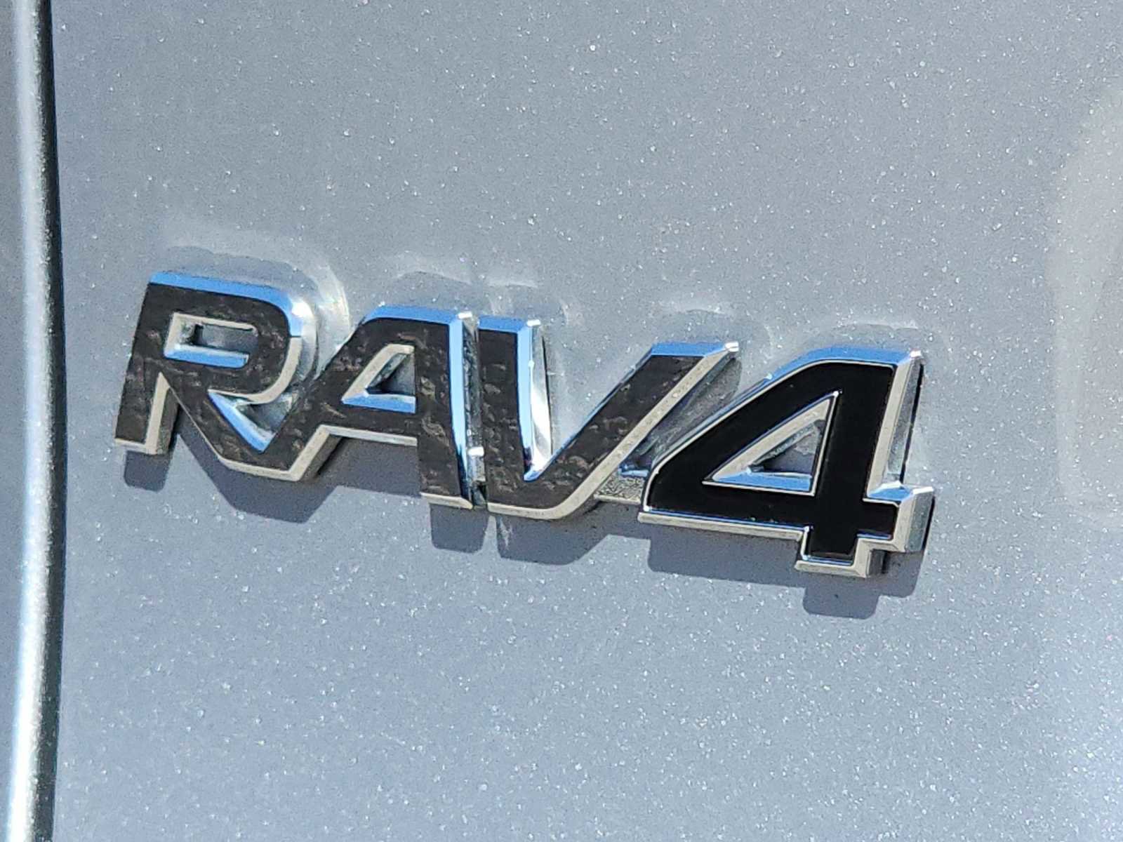 Used 2024 Toyota RAV4 Limited w/ Advanced Technology Package FWD image 11