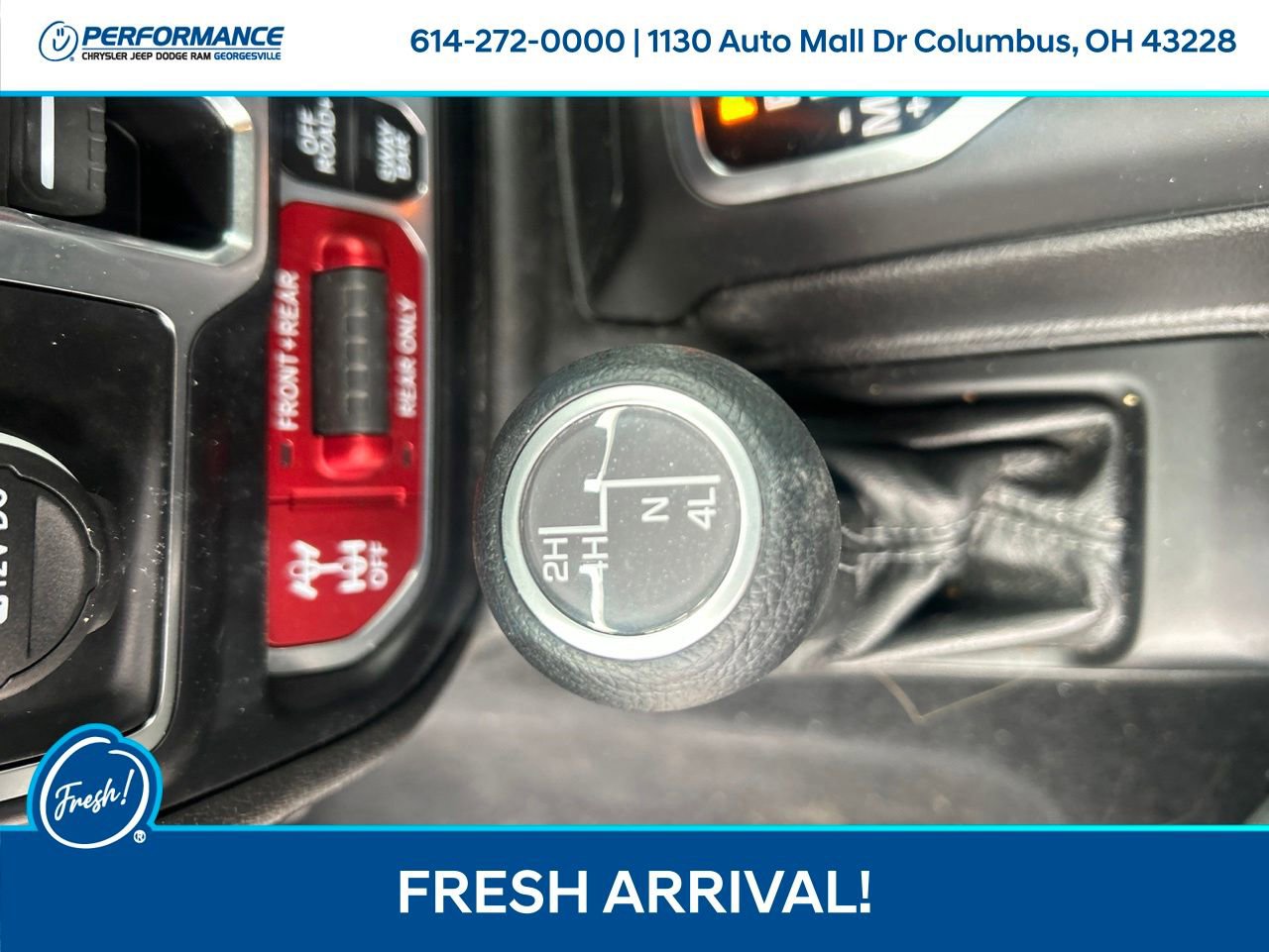 Used 2024 Jeep Wrangler Unlimited Rubicon w/ Technology Group AWD/4WD image 18