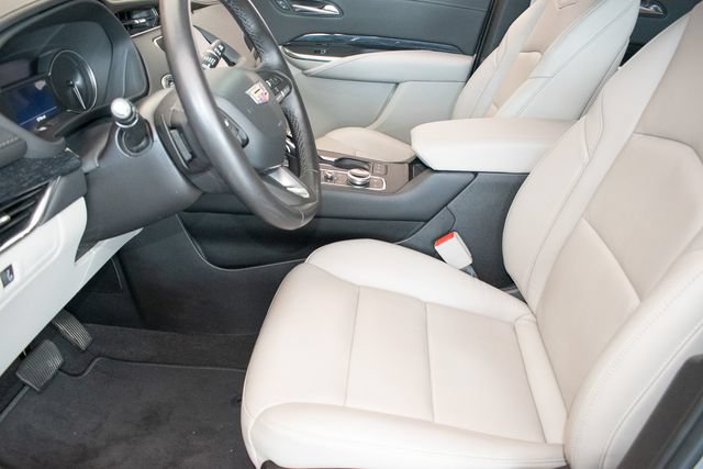Used 2023 Cadillac XT4 Premium Luxury w/ Enhanced Visibility Package AWD/4WD image 19