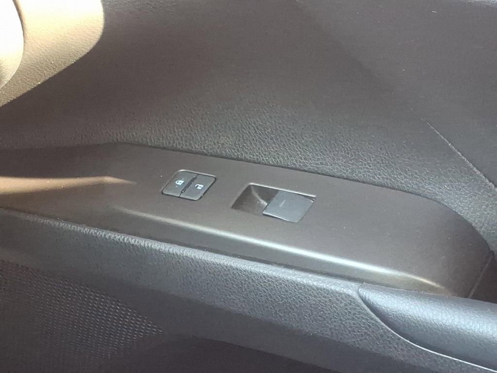 Used 2023 Toyota Camry SE FWD image 30