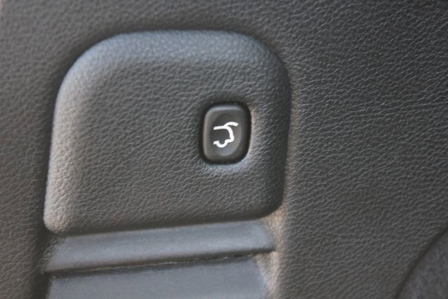 Used 2020 Jeep Grand Cherokee Altitude AWD/4WD image 26