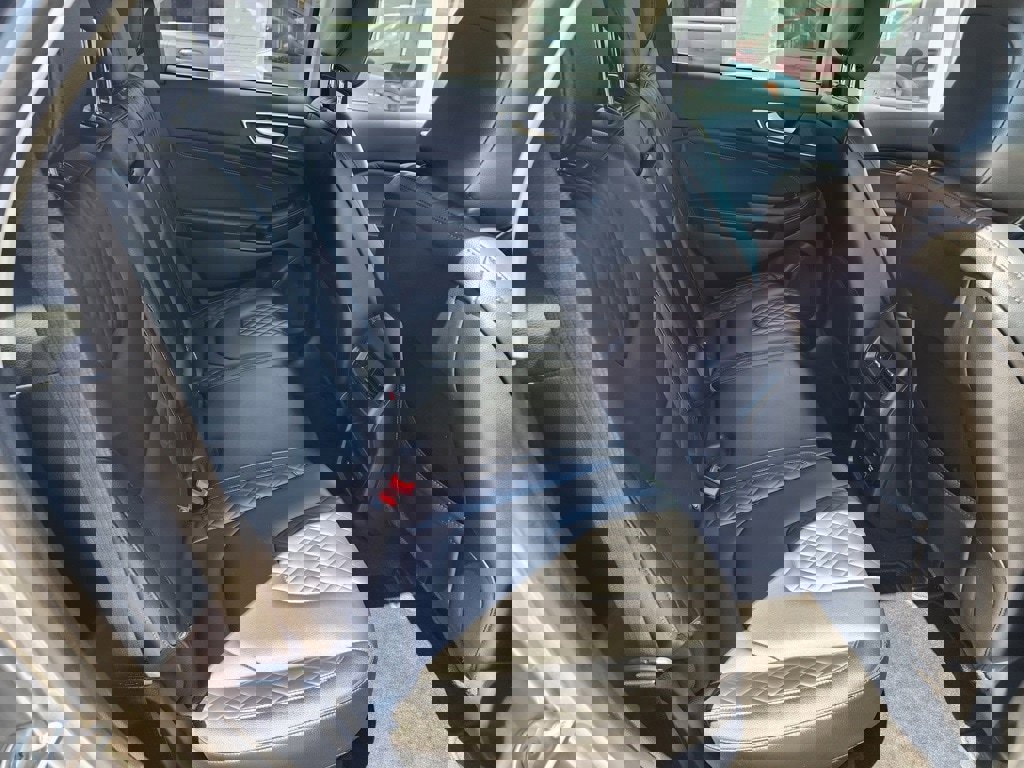 Used 2024 Ford Edge Titanium image 17