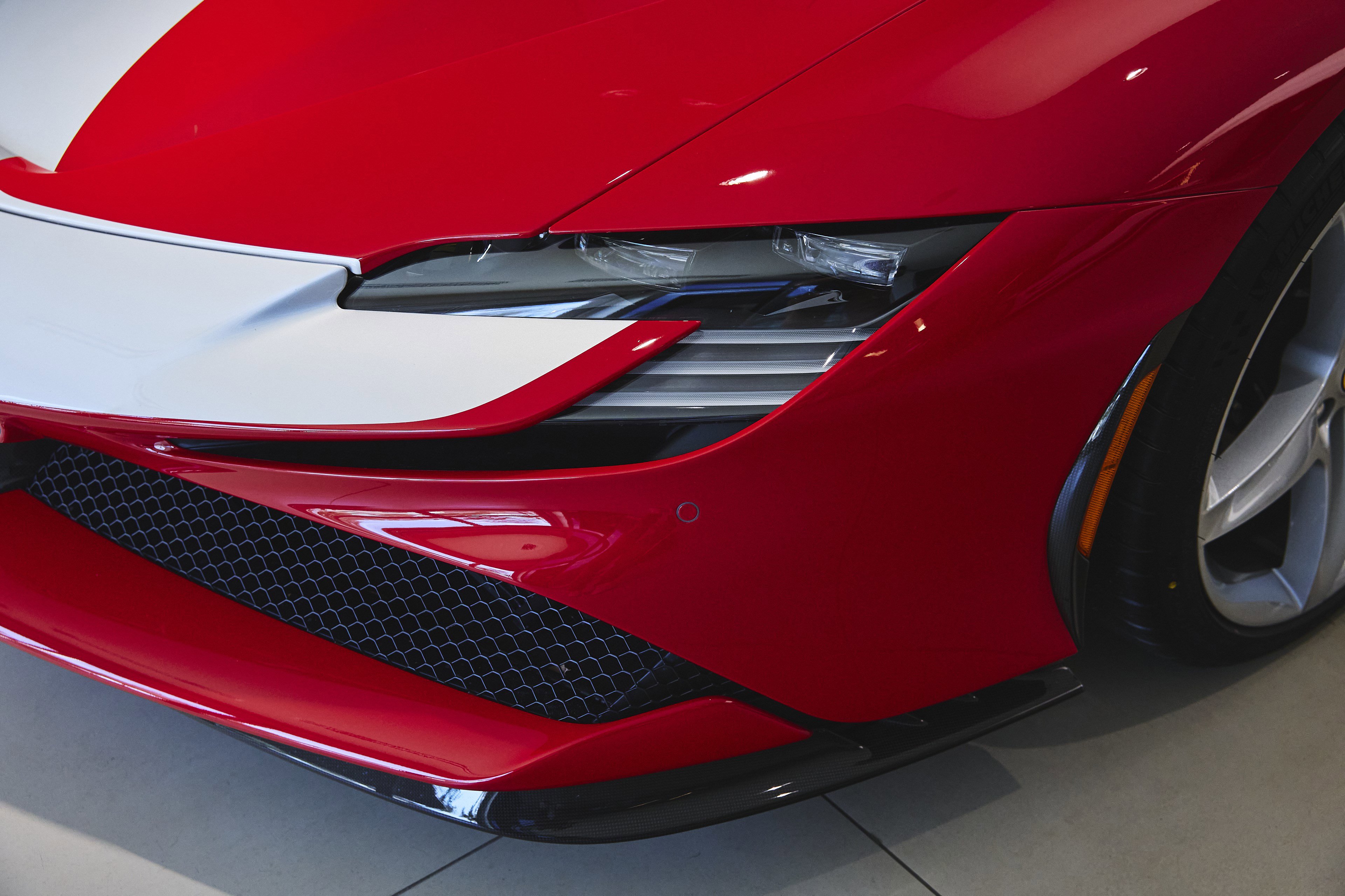 Used 2021 Ferrari SF90 Stradale image 54