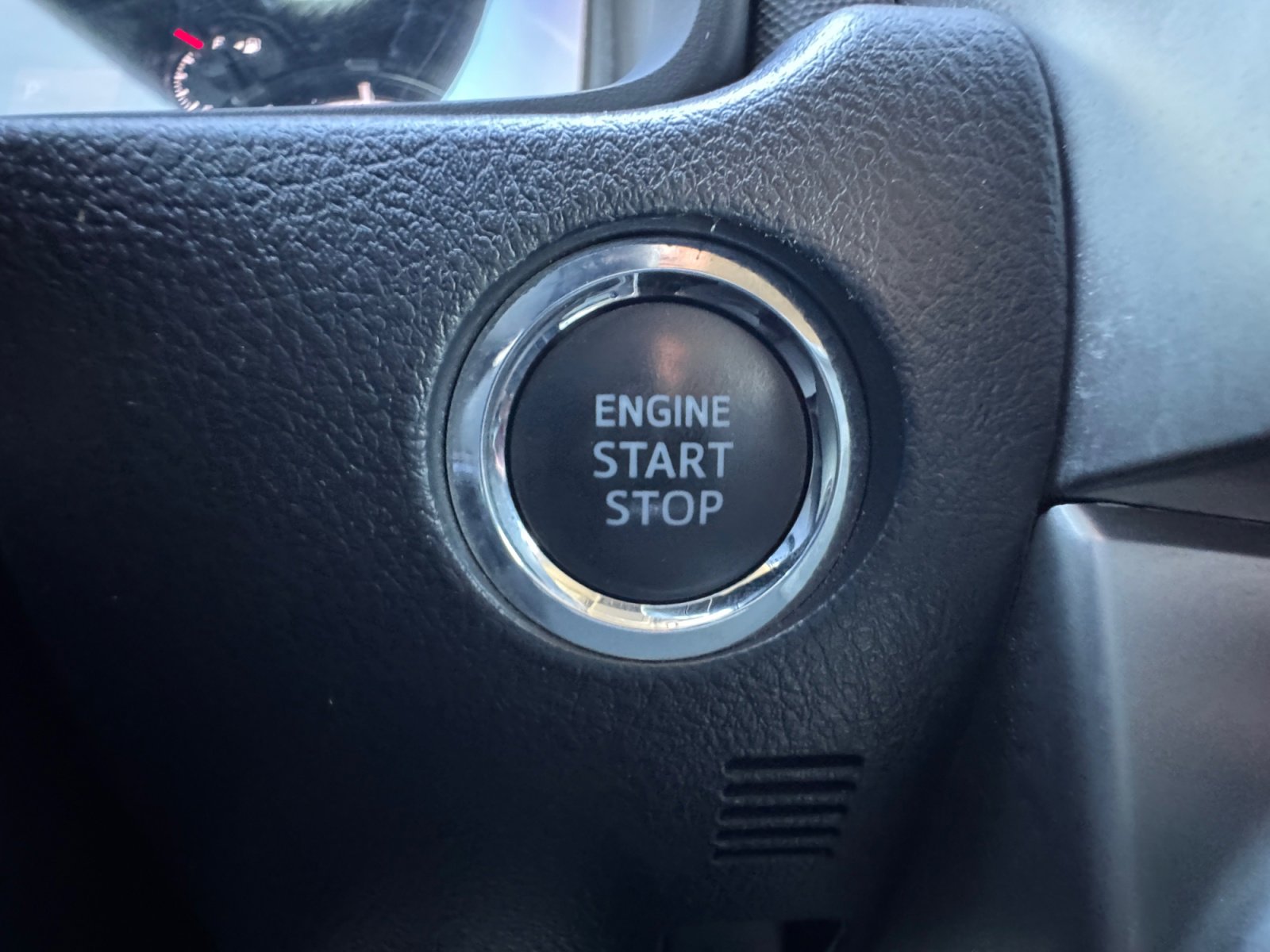 Used 2022 Toyota 4Runner Trail Special Edition AWD/4WD image 30