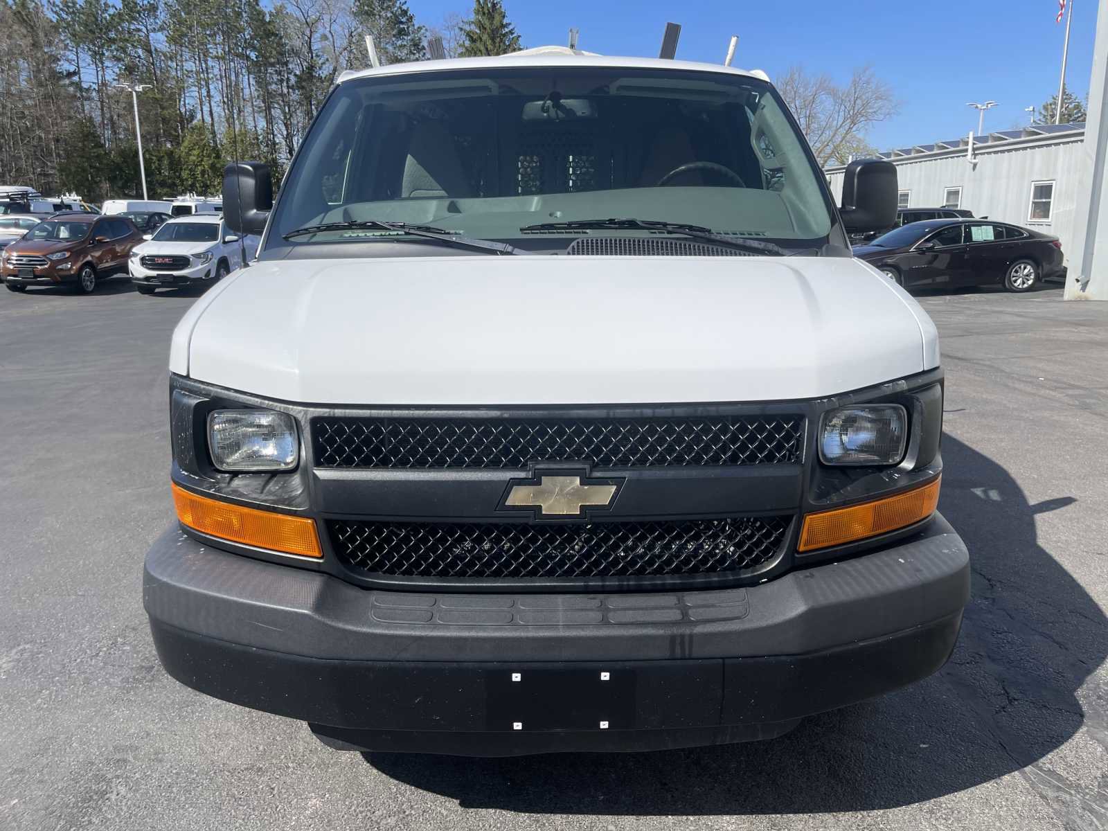 Used 2016 Chevrolet Express 3500 Extended RWD image 8