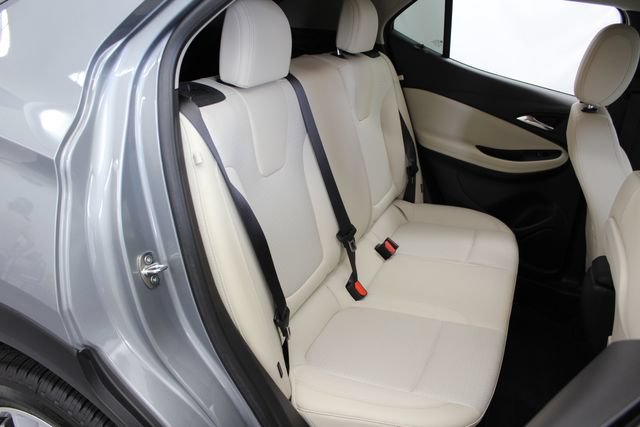 Used 2023 Buick Encore GX Preferred w/ Cold Weather Comfort Package FWD image 19