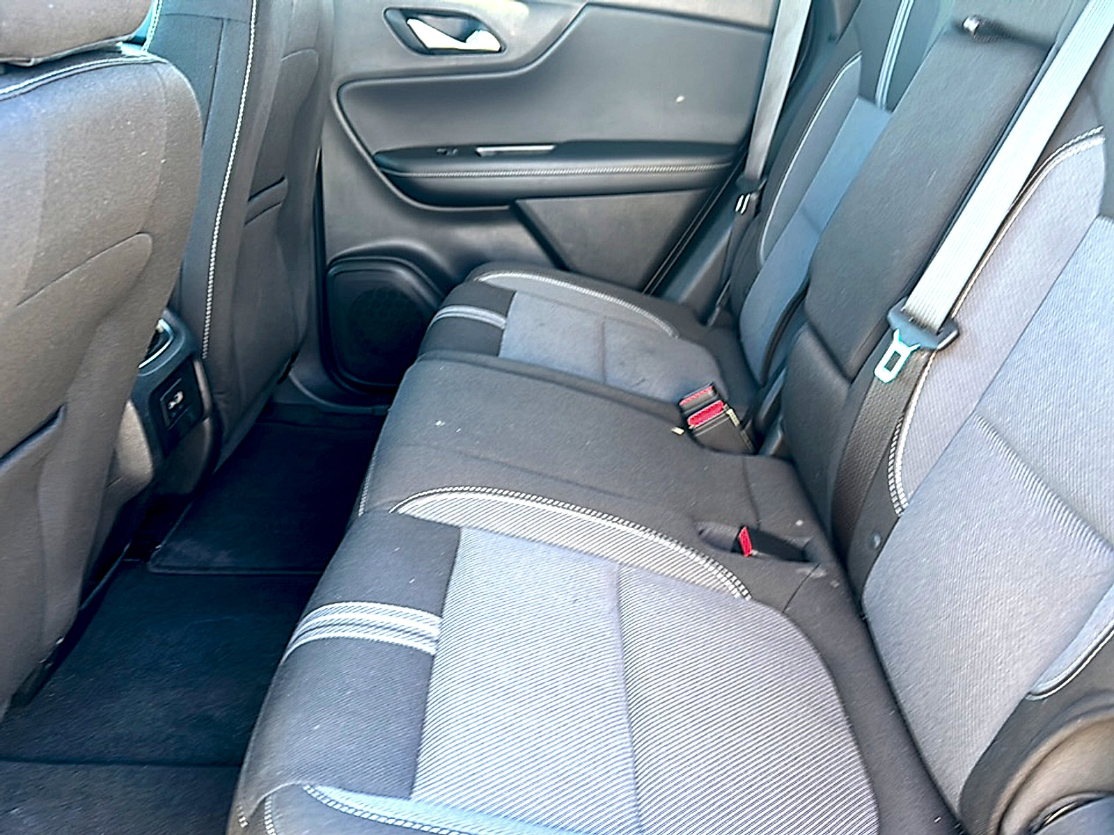 Used 2025 Chevrolet Blazer LT image 18