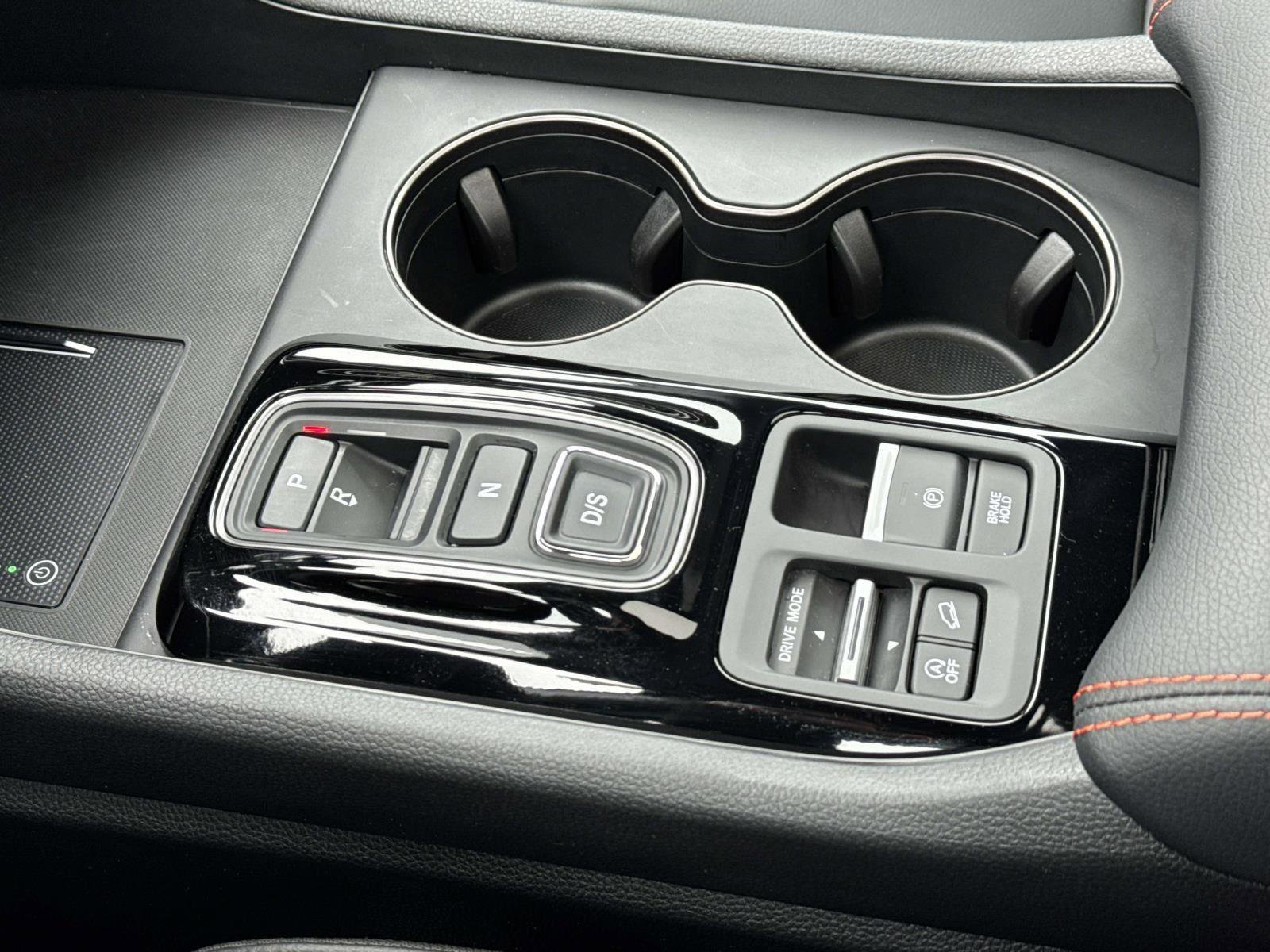 Used 2025 Honda Pilot TrailSport image 7