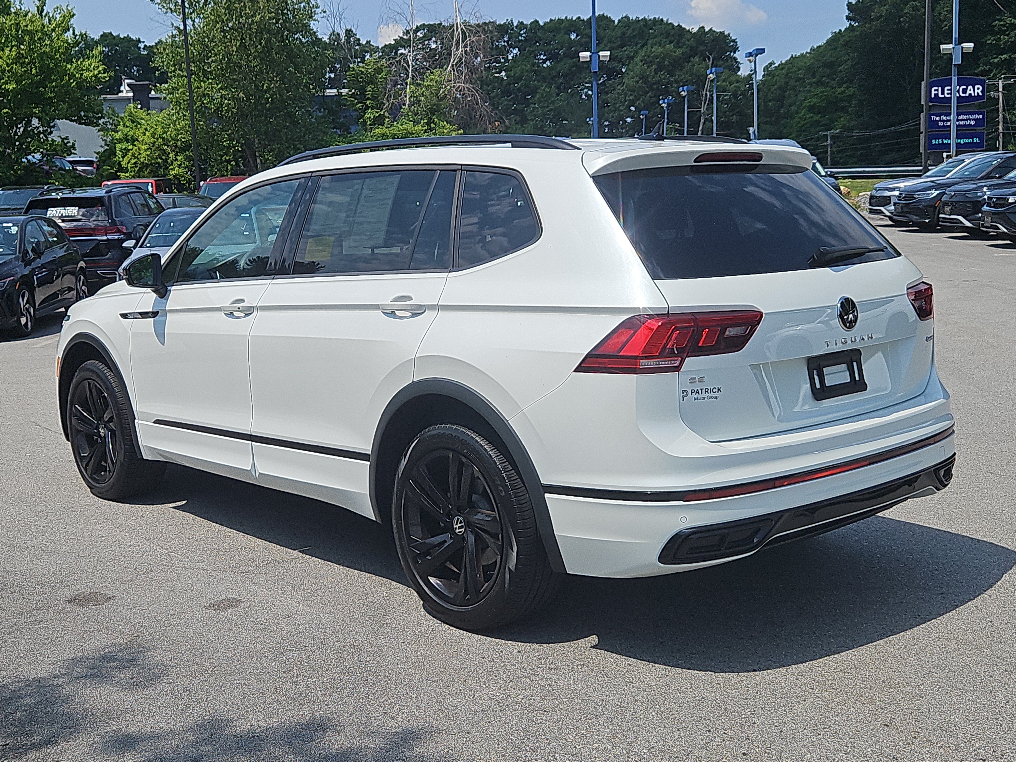 Certified 2024 Volkswagen Tiguan SE R-Line AWD/4WD image 27