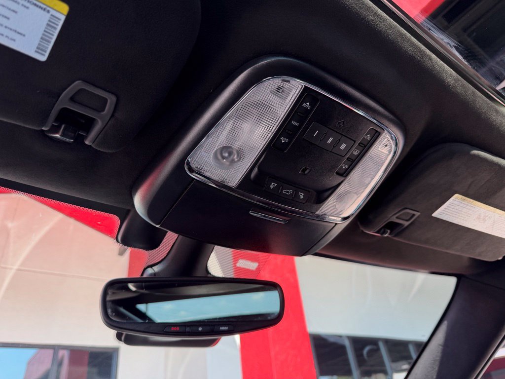 Used 2020 Jeep Grand Cherokee SRT AWD/4WD image 30